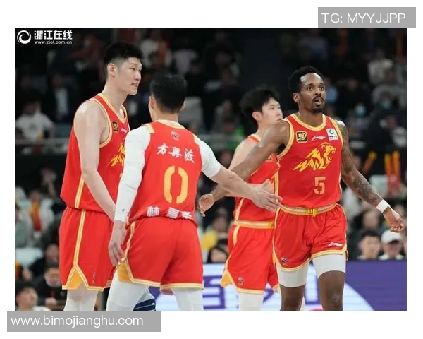 浙江广厦主场惜败辽宁男篮，国内顶尖球队争夺激烈火热